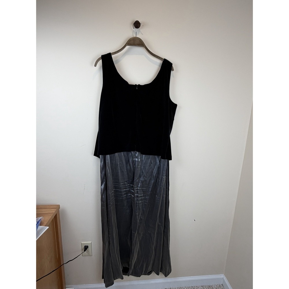 J.R. Nites Vintage 90s Evening Dress Black Velvet Grey Taffeta 16W Goth Glam